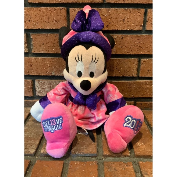 Disney | Toys | Minnie Mouse 23 Disney Parks 16 Wizard Believe In Magic ...